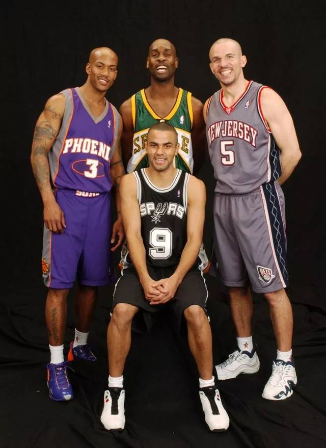 与此同时 与此同时