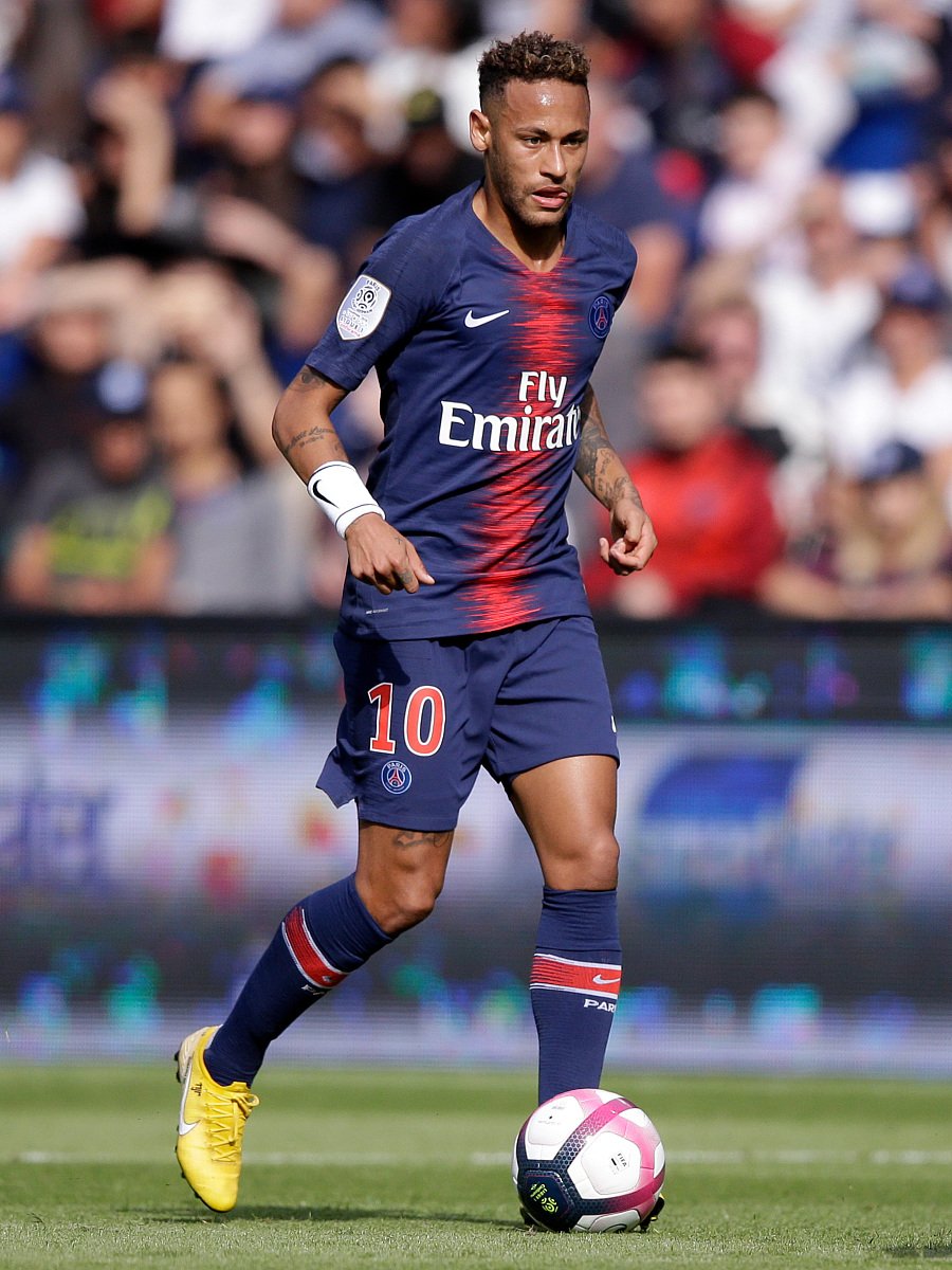 布阿迪面临 布阿迪面临