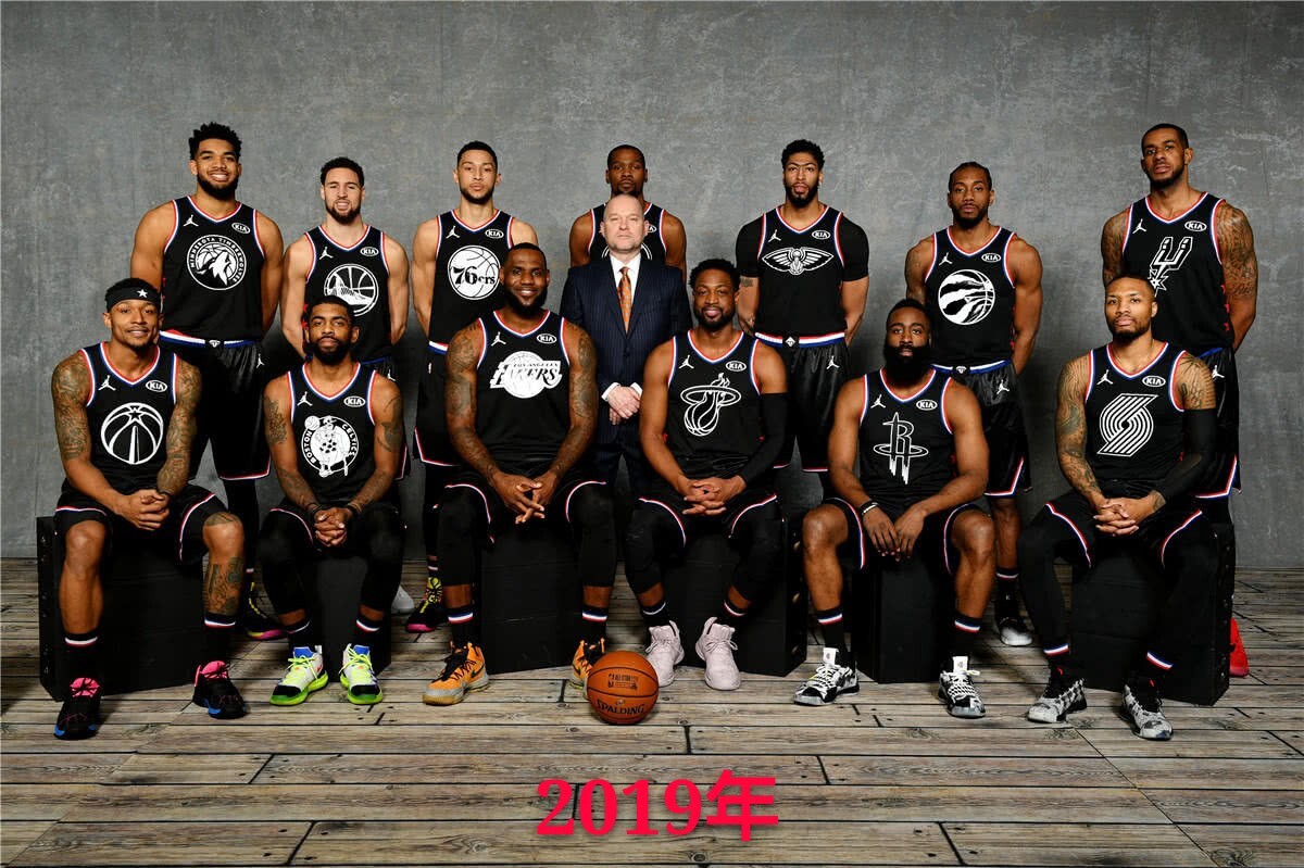 重新呈现在 重新呈现在