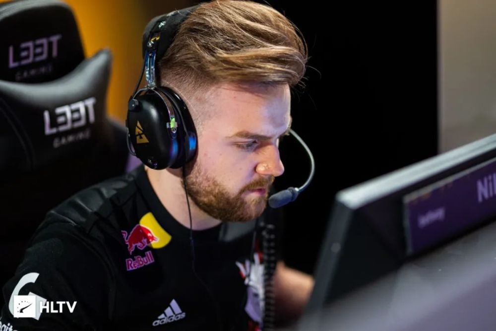 对季后赛而 对季后赛而